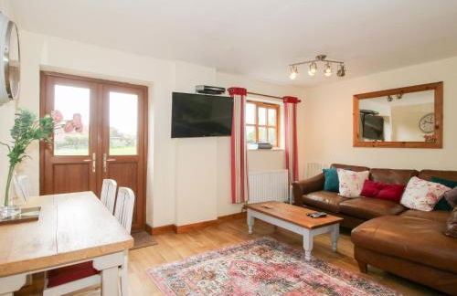 Old Hall Barn 1 - Photo 3