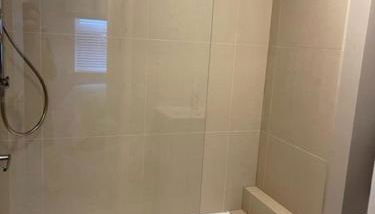 Pedlars Rest - Photo 2, Shower