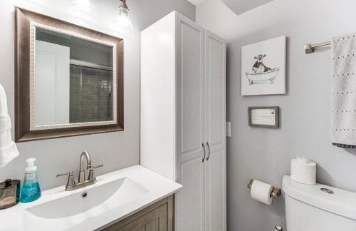 Lake and Golf Course Views Big Canoe Home with Deck! - Foto 14