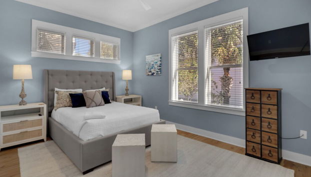 Gulf Side and 2 Minutes to the Beach w/ Private Pool + Beach Chairs & Bikes - Foto 5, Habitación