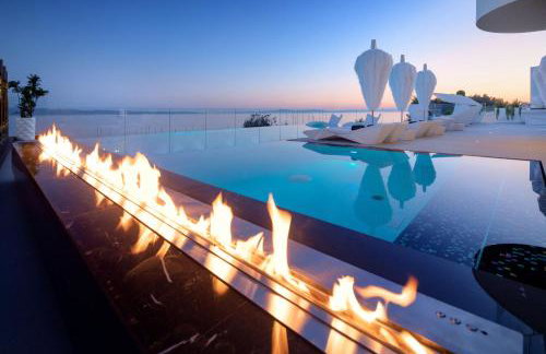 Posh Residence Luxury Suites - Photo 12