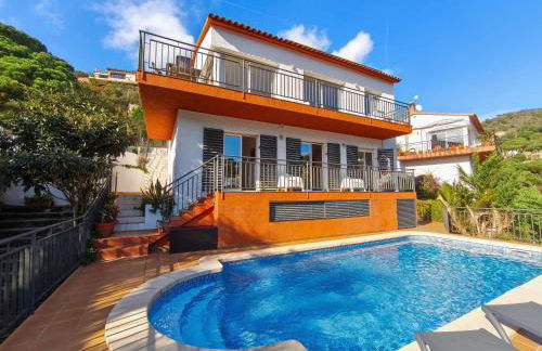 Pinzon, gezellige familievilla met groot zwembad. - Foto 1