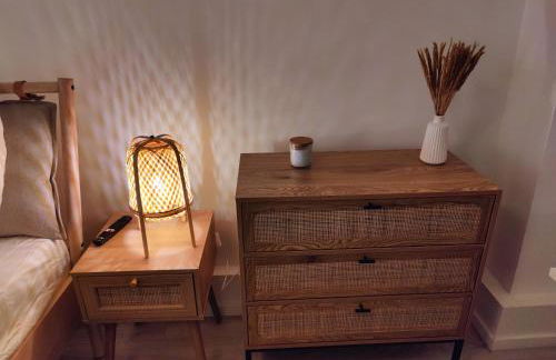 Bliss - 2 Schlafzimmer, Boho, Netflix, Arbeitsplatz - Foto 16