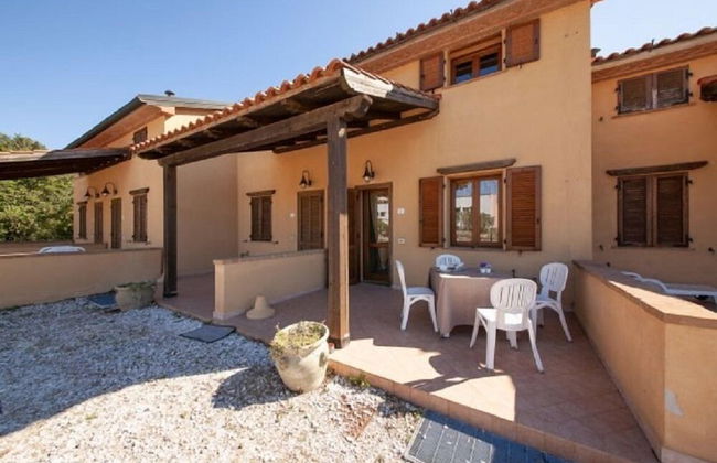 Al Castelluccio - Photo 11