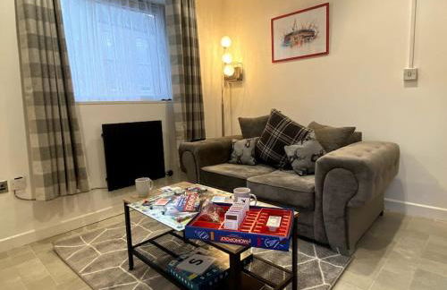 Cardiff Coach House with Hot Tub & Log Fire - Foto 13