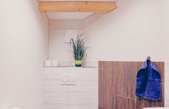 Große Ferienwohnung mit Balkon und perfekter Lage - Foto 6