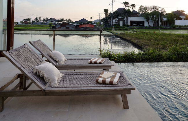 Om Cemagi Beach Villa - Foto 59