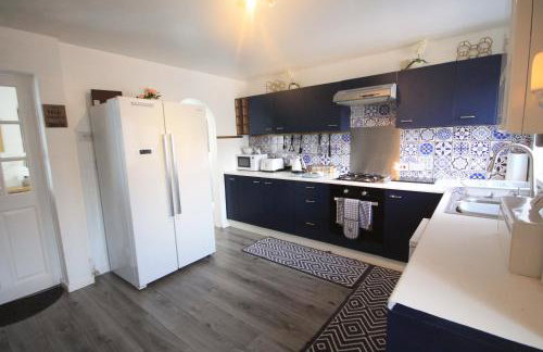 Home From Home - Photo 6