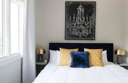 Spacious 4BR, Rooftop Patio, Garage, Walk to Faves, 5 Mins to Nissan Stadium, Less than 10 Mins to Broadway, 24 Hr Hospitality, Great for Groups - Foto 25