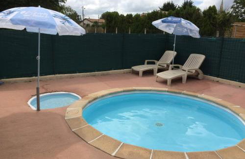 GITE DES PHARES - Day Cruise en bateau privé, pêche en mer, et visite guidée des Chateaux du Médoc - Foto 6