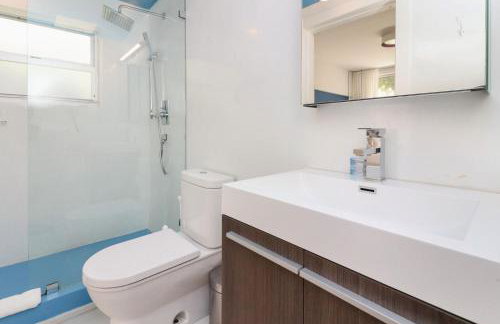 Roami at 250 Collins - Foto 72