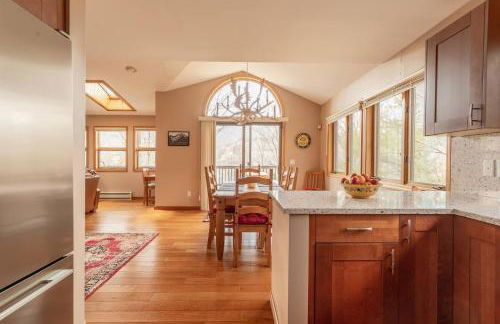 Mountaintop Lookout with Hot Tub under the Stars - Foto 13