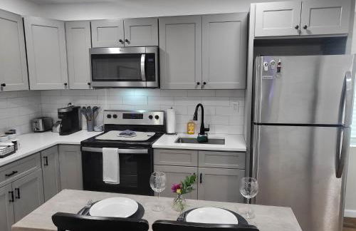 Modern Farmhouse Decor With Washer & Dryer - Foto 1