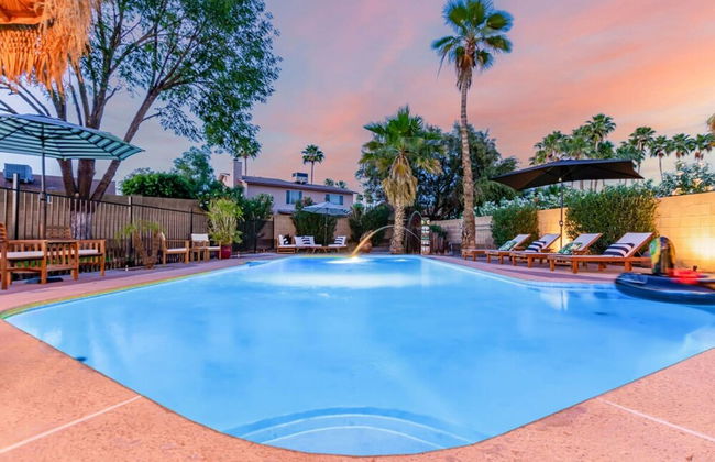 Tiki Paradise w Htd Pool Putt Grn Tiki Bar - Photo 39