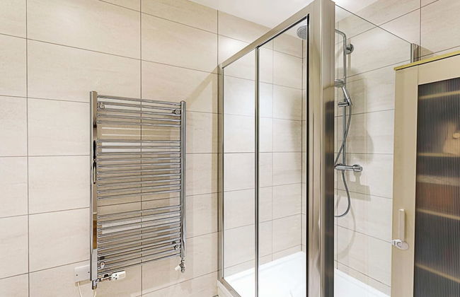 Quiet and Spacious Four Bedroom House - Foto 31