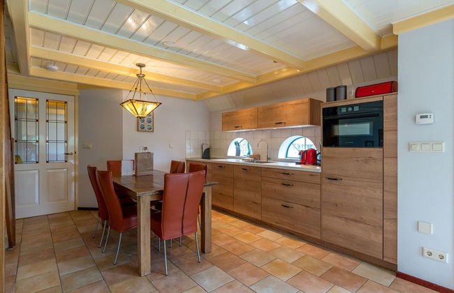 Lovely Holiday Home in Texel Near Sea - Foto 26
