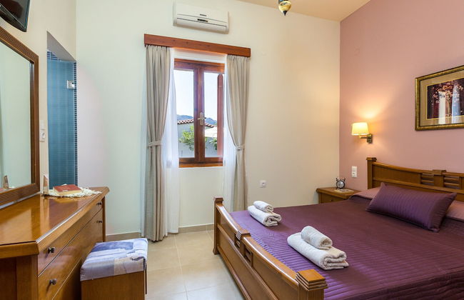 Gorgeous Villa With Pool & Gardens - Foto 3