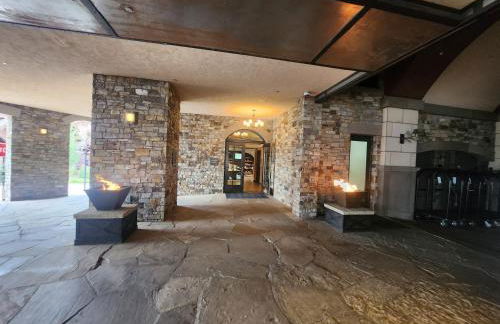 Luxury Residence at a 5 Star Hotel at the Heart of Mountain Village - Telluride - Foto 68