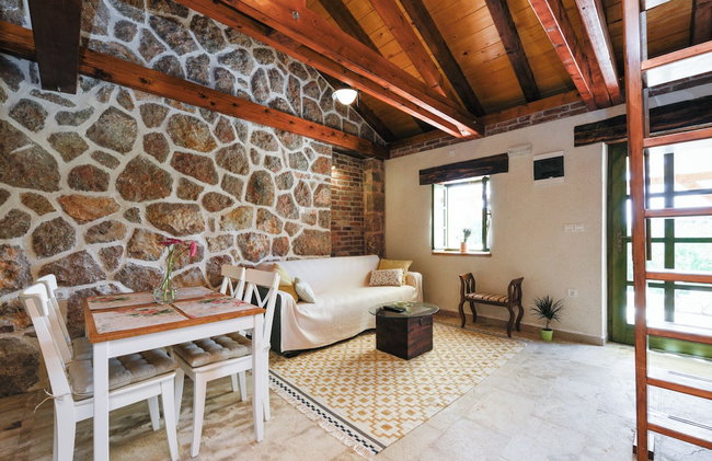 Traditional Stone House Bura - Nature Park Velebit - Foto 18