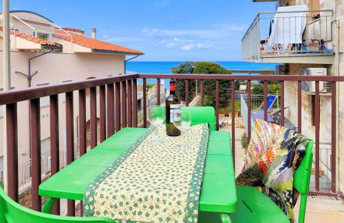 Sea view and ground floor Apartments le Dune - Foto 102