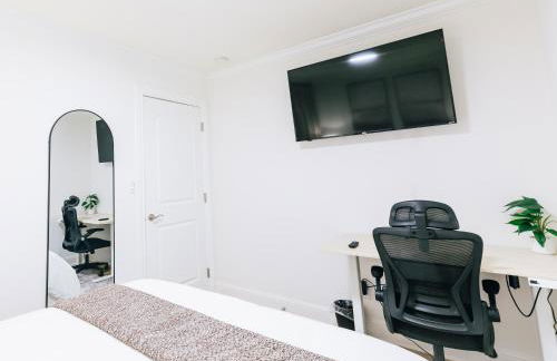 Serene Escape 2BD Private Patio & Firepit near Stanford - Foto 52