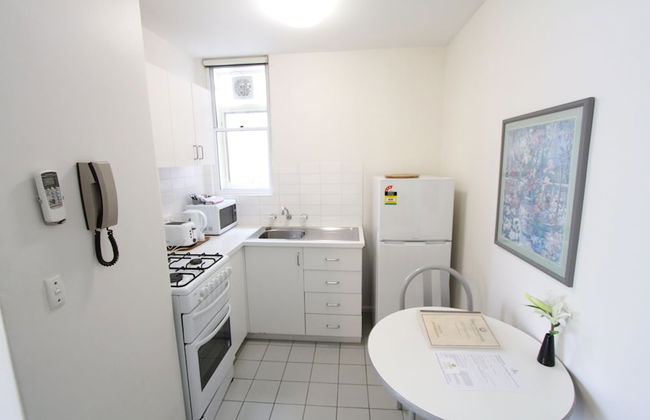 Drummond Apartments Services - Photo 11