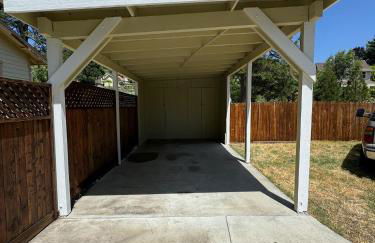 Charming Downtown Cottage - Foto 12