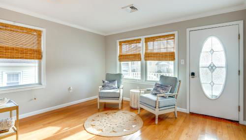 Walk to Brigantine Beach Home with BBQ and Yard - Foto 5