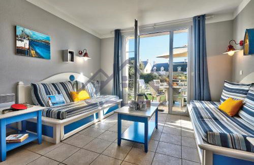 LocaLise - Maison E2 au Guilvinec - A 20m de la mer avec jardin et piscine - Tout à pied, plage, port, centre commerces, marché - Wifi inclus - Vue mer de la chambre - Animaux bienvenus - Linge de lit inclus - Foto 10