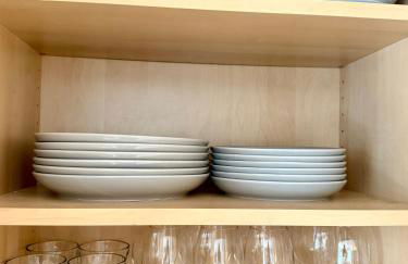 Downtown 2BR Penthouse with Prime Location & Views - Foto 11