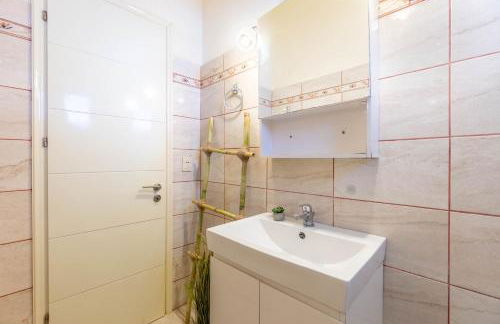 Nikos Seaside Apartment - Foto 16