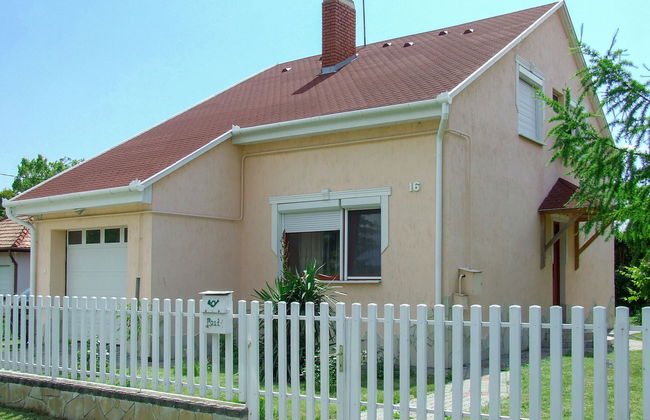 3 bedroom House in Balatonfenyves with garden and terrace - Photo 9