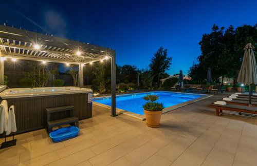 Villa Romansa Miljevci near Krka National Park - Photo 19