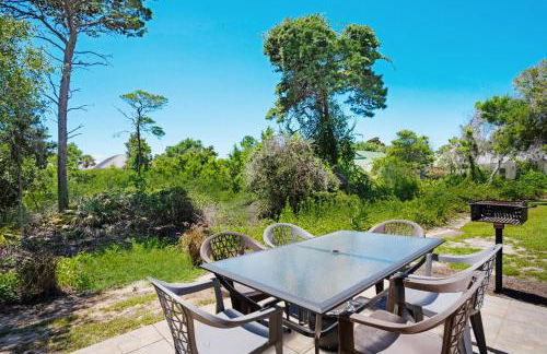 Sandy Pelican - Foto 24