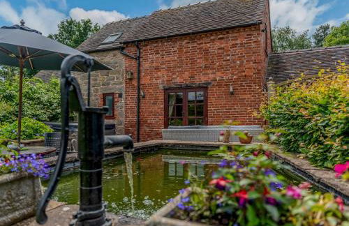 The Owl House - Hot Tub Adventures in Moreton - Pass the Keys - Foto 40