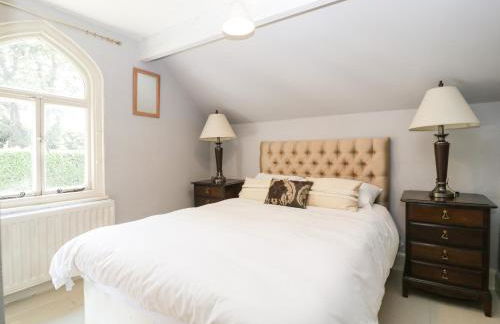 Downton Lodge - Photo 13