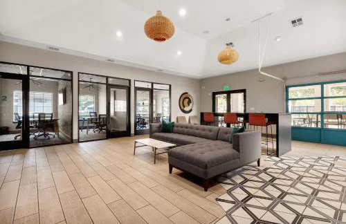 ATX Retreat Close to UT, DT & Lady Bird Lake - Photo 13