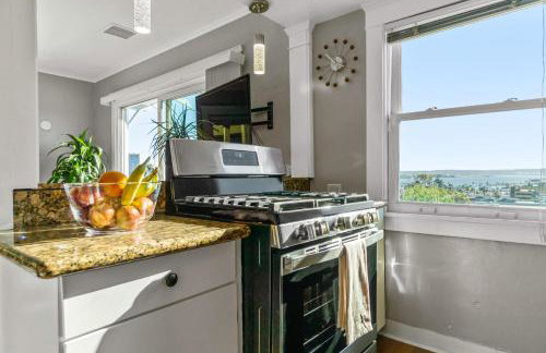 Bankers Hill Hideaway with AC Views and Parking - Foto 23