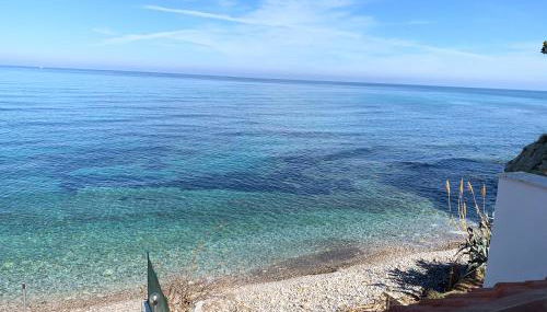 Sfondo Blu Villa sul mare - Foto 1