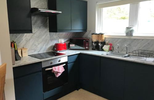 Borrodale, one bedroom apartment with balcony and loch view. - Photo 27