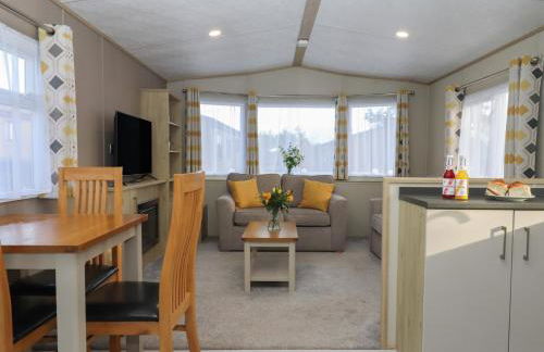 Caravan A24 at Landscove Holiday Park - Photo 9