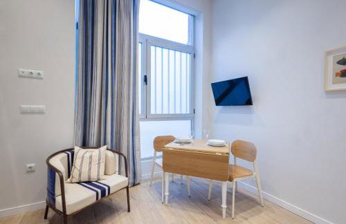 FLORIT FLATS - The Mediterranean Suites - Photo 15