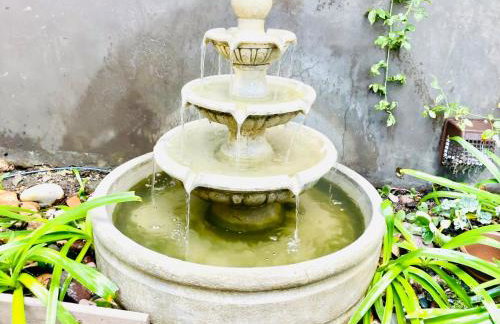 2 BR 2 BA - Eco House and Garden Vacation Retreat and Remote Workspace for Families, Couples and Solo Travelers in Coveted Culver - Foto 26