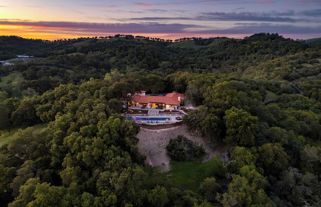 Rancho Robles by Avantstay Vineyard Villa w/ Views, Pool & Privacy - Foto 65