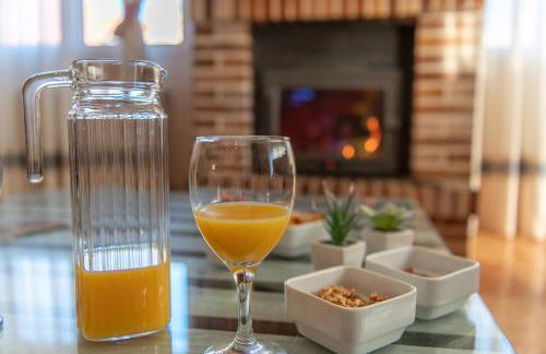 Entreacebedas rural&vacaciones, alojamientos con jardín PRIVADO, barbacoa y chimeneas - Foto 7