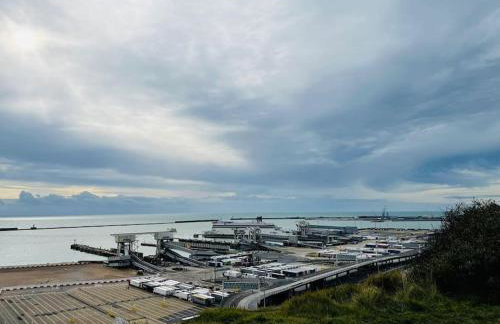 Modern 2 bedroom flat by Dover Port, Castle& Sea! - Foto 36