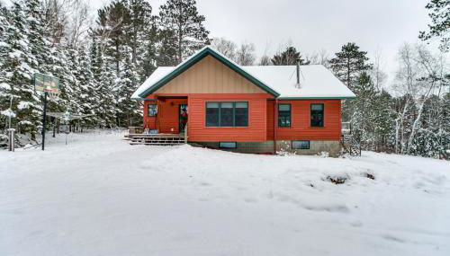 Dock and Foosball Esquagama Lake Family Cabin - Foto 4