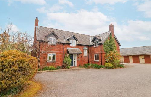 Manor Wood - Photo 4