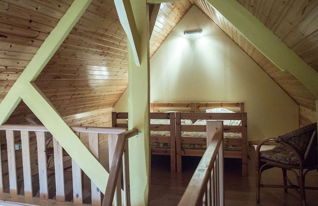 Spacious, Atmospheric Upper Floor of a Farmhouse With Garden - Foto 2