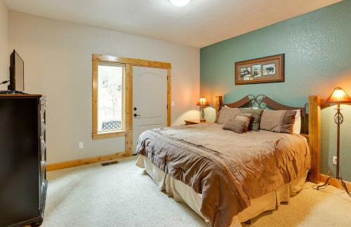 Indoor Entertainment Forested Sunriver Retreat! - Foto 22